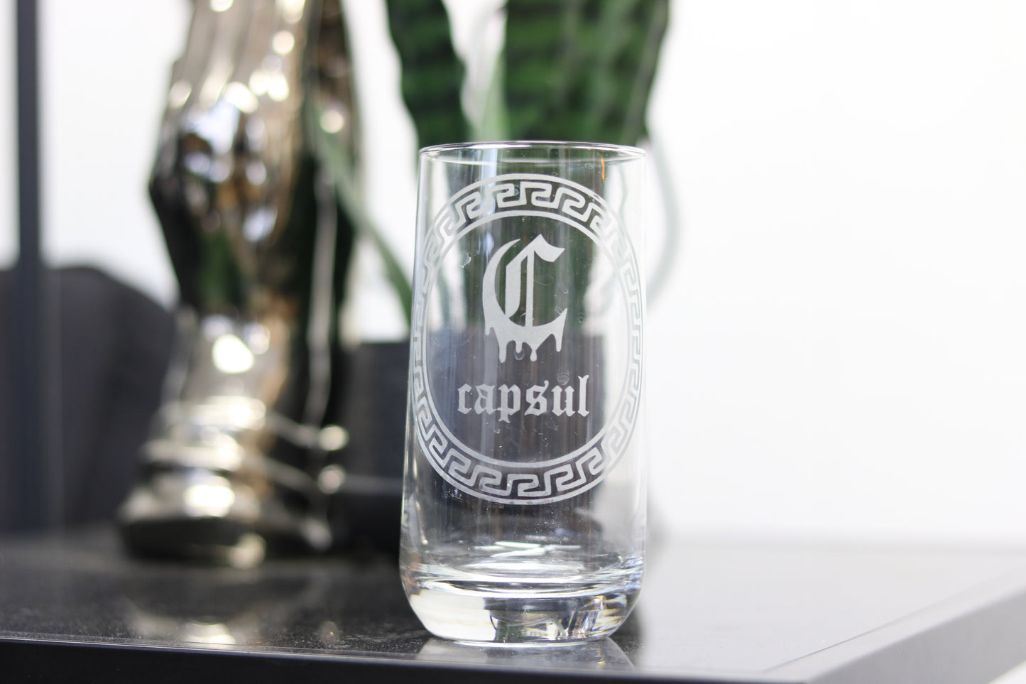 “ Capsul ” glassware